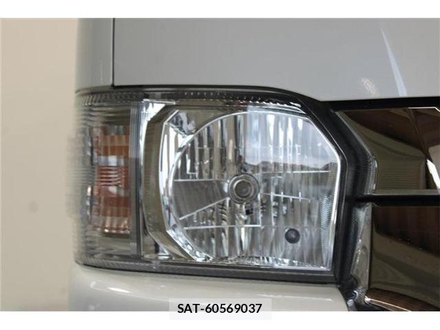 Toyota HIACE WAGON 2025-09 8207810-17