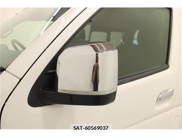 Toyota HIACE WAGON 2025-09 8207810-20