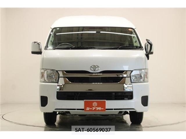 Toyota HIACE WAGON 2025-09 8207810-7