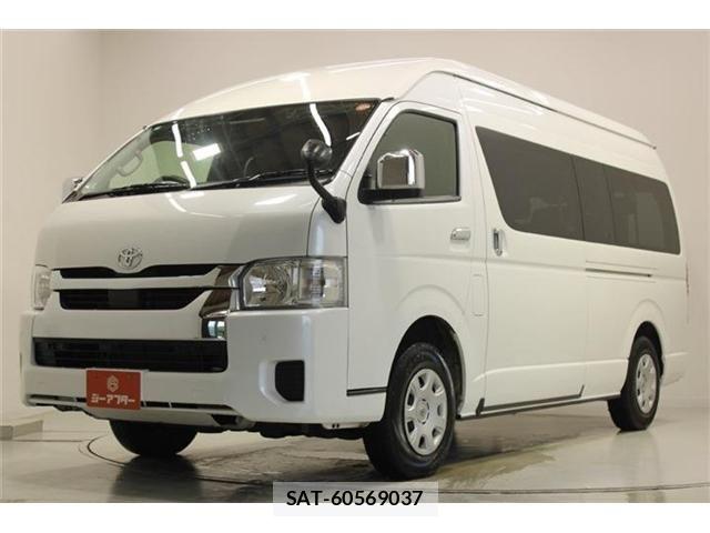 Toyota HIACE WAGON 2025-09 8207810-8