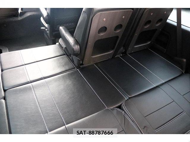 Toyota HIACE WAGON 2019-01 8230282-18