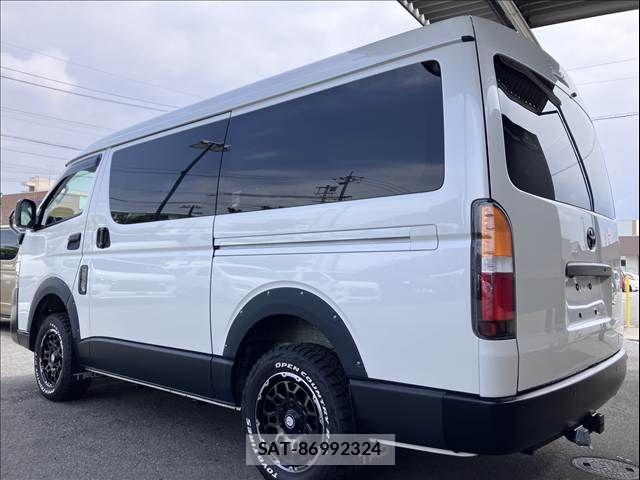 Toyota HIACE WAGON 2020-11 8245379-15