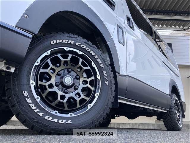 Toyota HIACE WAGON 2020-11 8245379-8
