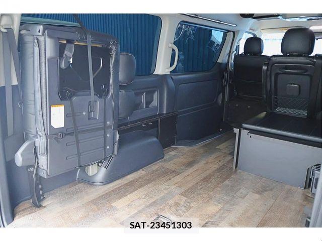 Toyota HIACE WAGON 2021-01 8245377-15