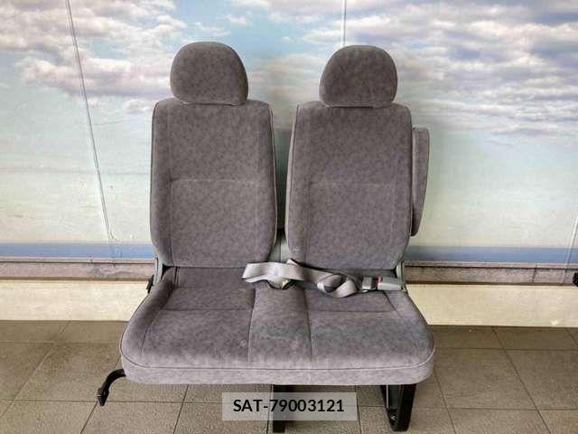Toyota HIACE WAGON 2009-05 8245381-16