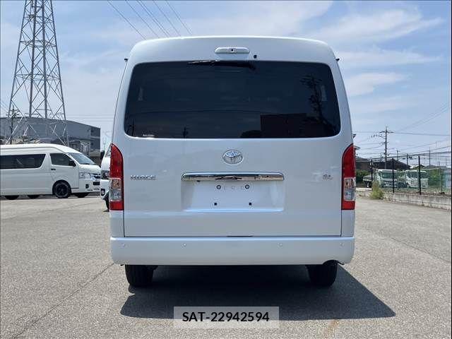 Toyota HIACE WAGON 2026-05 8245378-2