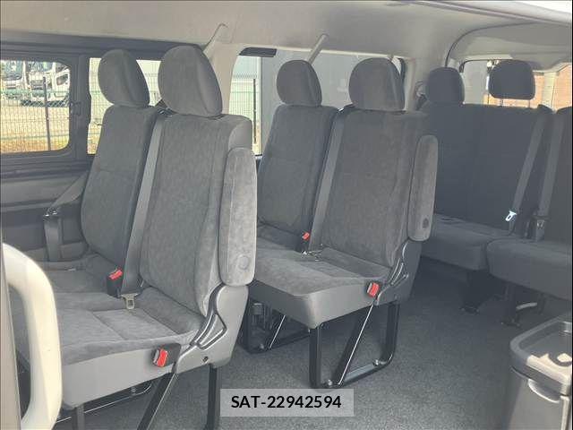 Toyota HIACE WAGON 2026-05 8245378-7