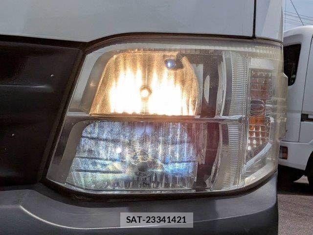 Toyota HIACE WAGON 2011-09 8314719-10
