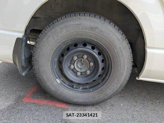 Toyota HIACE WAGON 2011-09 8314719-23
