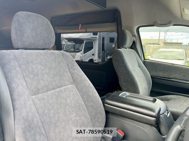 Toyota HIACE WAGON 2021-03 8336107-18