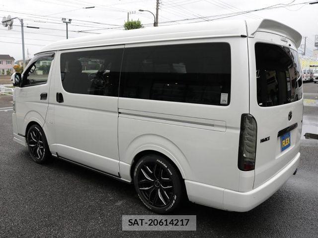 Toyota HIACE WAGON 2023-01 8336106-7