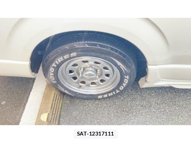 Toyota HIACE WAGON 2012-10 8336109-15