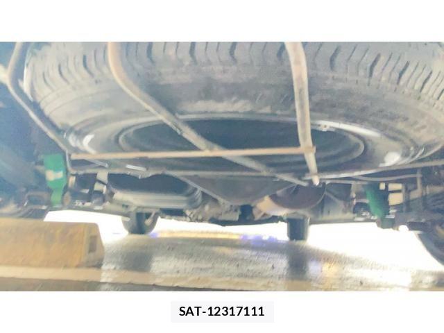 Toyota HIACE WAGON 2012-10 8336109-18