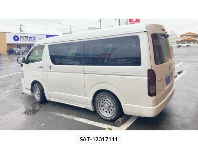 Toyota HIACE WAGON 2012-10 8336109-1