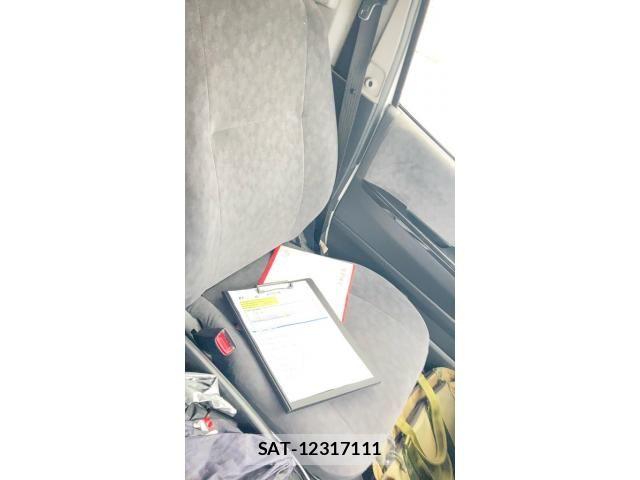Toyota HIACE WAGON 2012-10 8336109-4