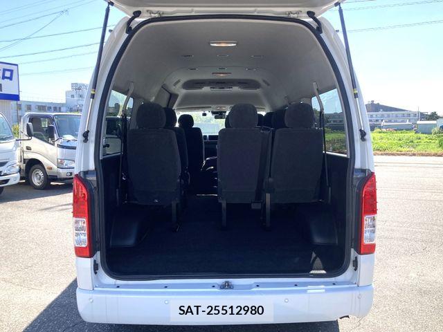 Toyota HIACE WAGON 2024-06 8354614-14