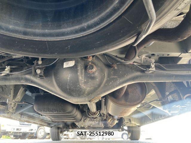 Toyota HIACE WAGON 2024-06 8354614-19