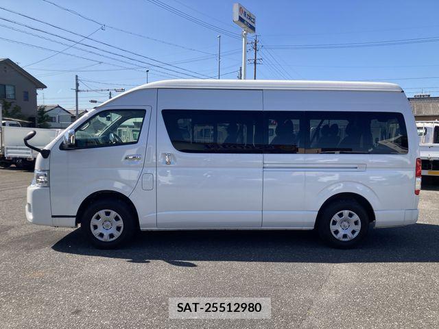 Toyota HIACE WAGON 2024-06 8354614-2