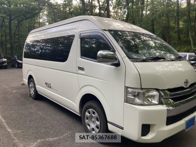 Toyota HIACE WAGON 2016-10 8366195-2