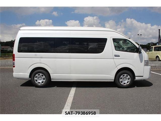Toyota HIACE WAGON 2025-09 8366194-13
