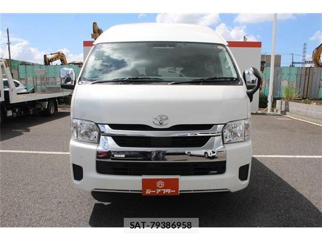 Toyota HIACE WAGON 2025-09 8366194-7