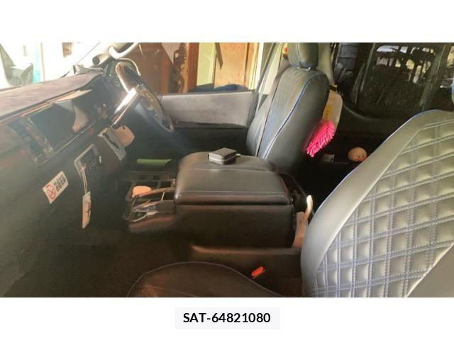 Toyota HIACE WAGON 2019-07 8366193-13