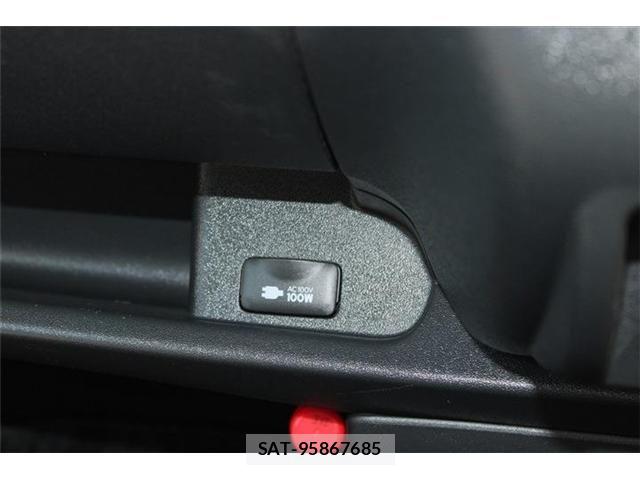 Toyota HIACE WAGON 2020-04 8366196-4