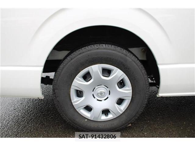 Toyota HIACE WAGON 2018-10 8371717-25
