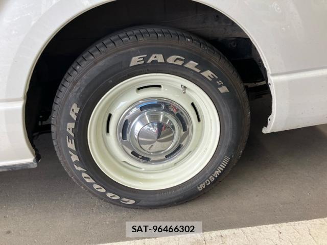 Toyota HIACE WAGON 2018-12 8412745-9