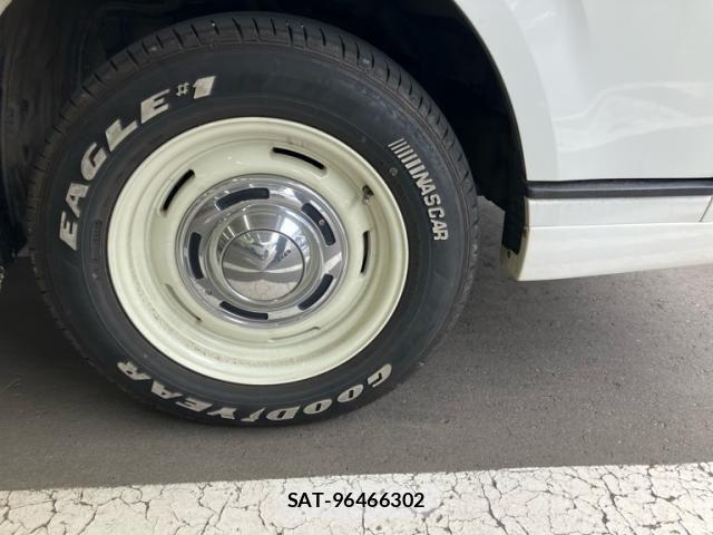 Toyota HIACE WAGON 2018-12 8412745-11
