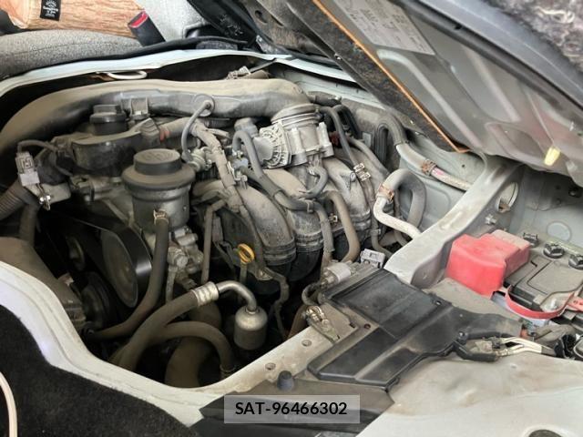 Toyota HIACE WAGON 2018-12 8412745-18