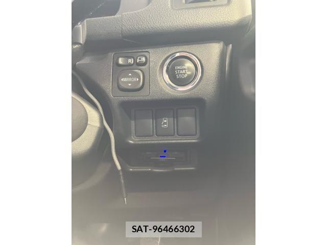 Toyota HIACE WAGON 2018-12 8412745-22