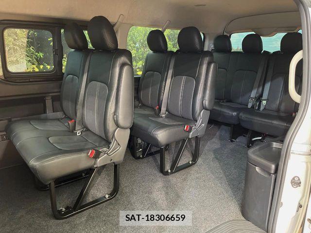 Toyota HIACE WAGON 2024-07 8457620-10