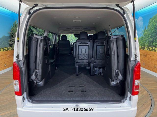 Toyota HIACE WAGON 2024-07 8457620-14