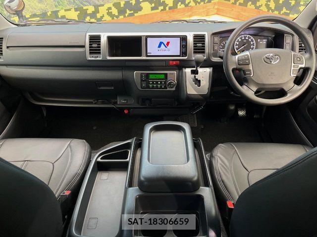 Toyota HIACE WAGON 2024-07 8457620-1