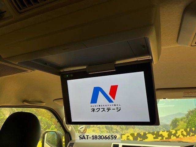 Toyota HIACE WAGON 2024-07 8457620-3