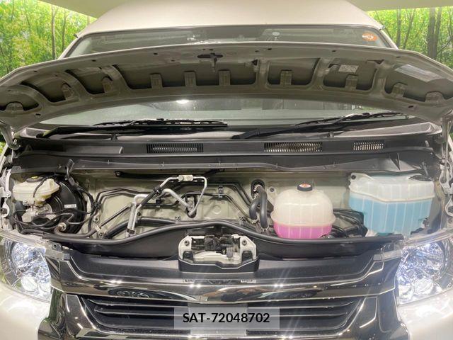 Toyota HIACE WAGON 2021-09 8457619-17