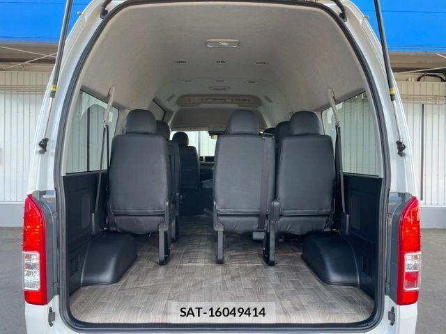 Toyota HIACE WAGON 2024-09 8525152-10