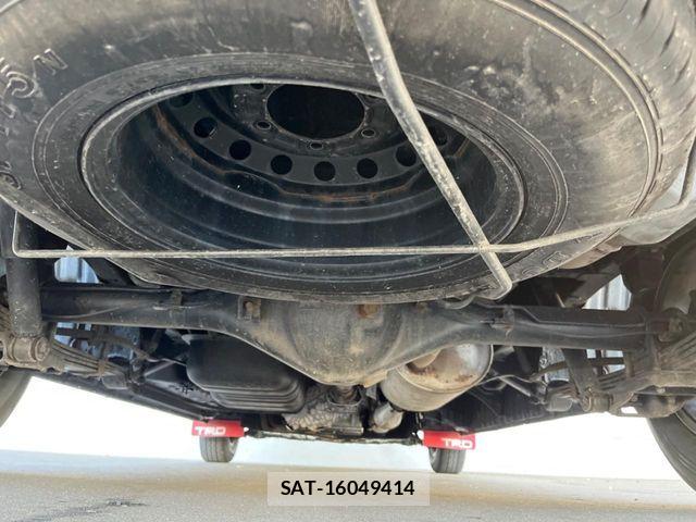 Toyota HIACE WAGON 2024-09 8525152-19