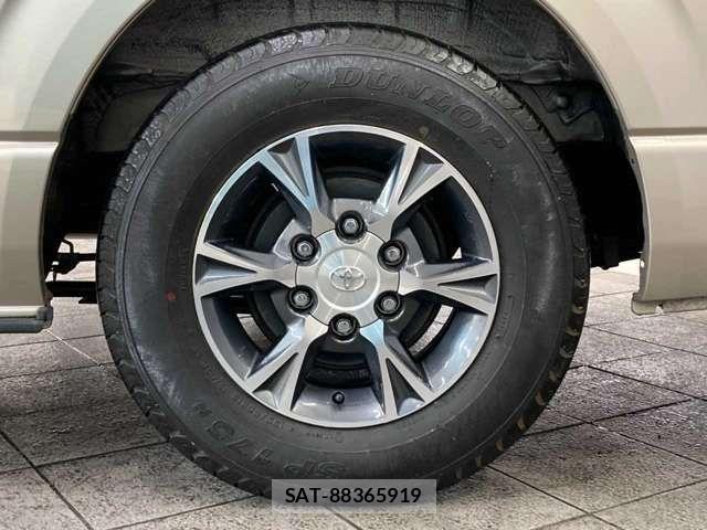Toyota HIACE WAGON 2017-02 8525153-4