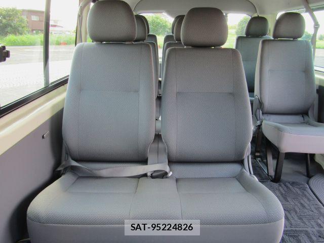 Toyota HIACE WAGON 2009-06 8525154-11