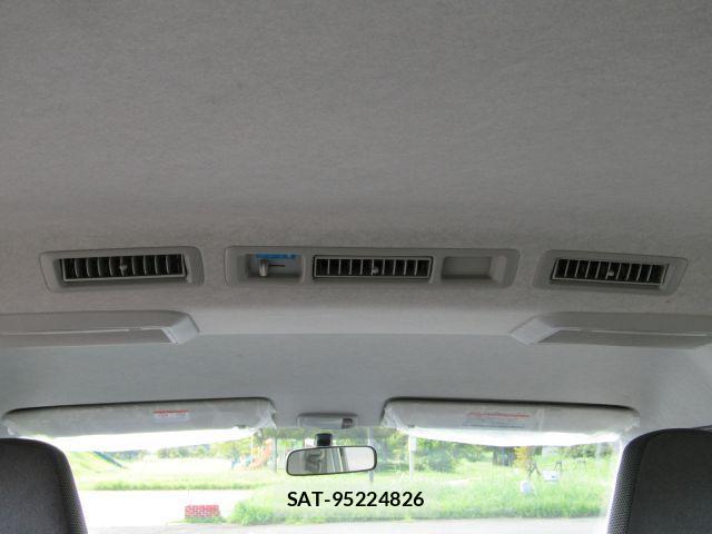 Toyota HIACE WAGON 2009-06 8525154-15
