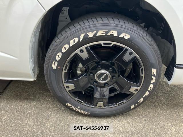 Toyota HIACE WAGON 2023-01 8562111-2
