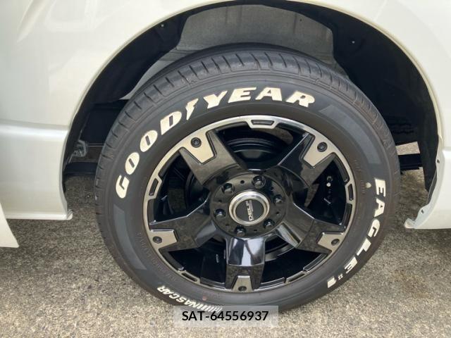 Toyota HIACE WAGON 2023-01 8562111-6
