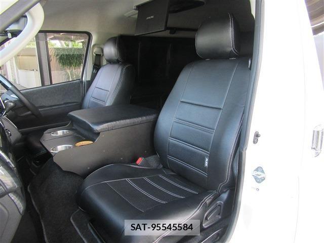 Toyota HIACE WAGON 2023-12 8562110-10