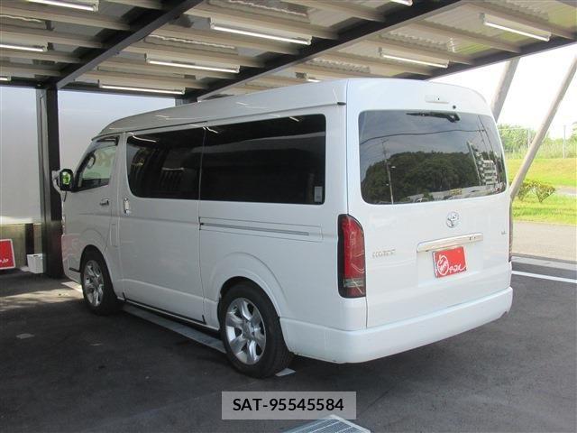 Toyota HIACE WAGON 2023-12 8562110-1
