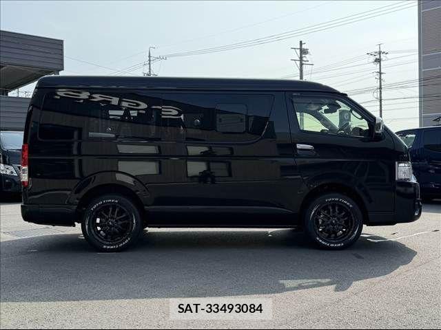 Toyota HIACE WAGON 2026-06 8627037-12