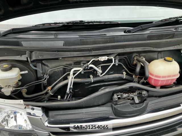 Toyota HIACE WAGON 2009-11 8627040-5