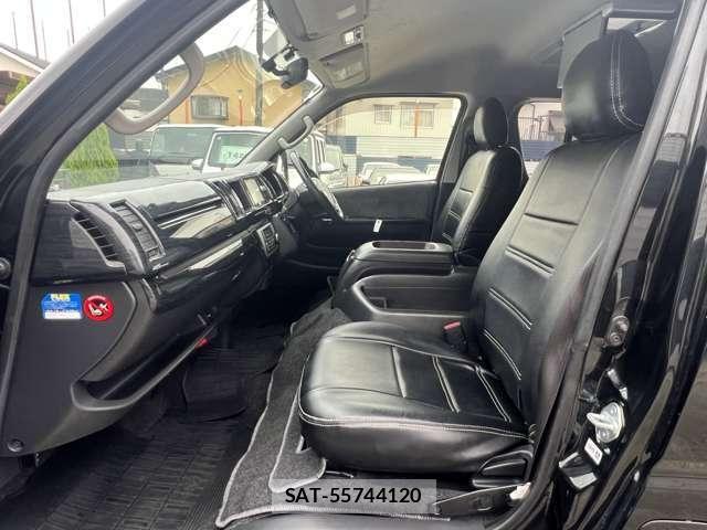 Toyota HIACE WAGON 2017-08 8666245-10