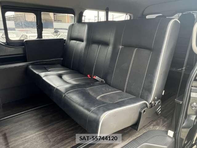 Toyota HIACE WAGON 2017-08 8666245-11